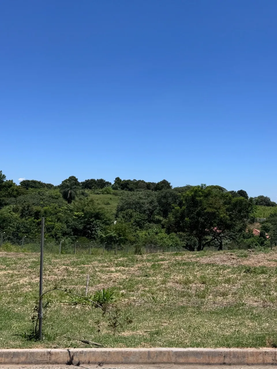 Terreno à venda de 400 m² em Jaguariúna, SP, Brasil