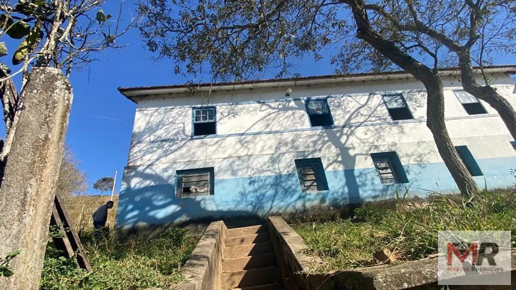 Sítio à venda de 48 ha em Pouso Alegre, MG, Brasil