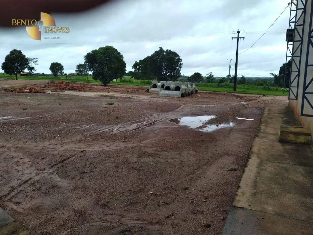 Fazenda à venda de 2.395 ha em Chupinguaia, RO, Brasil