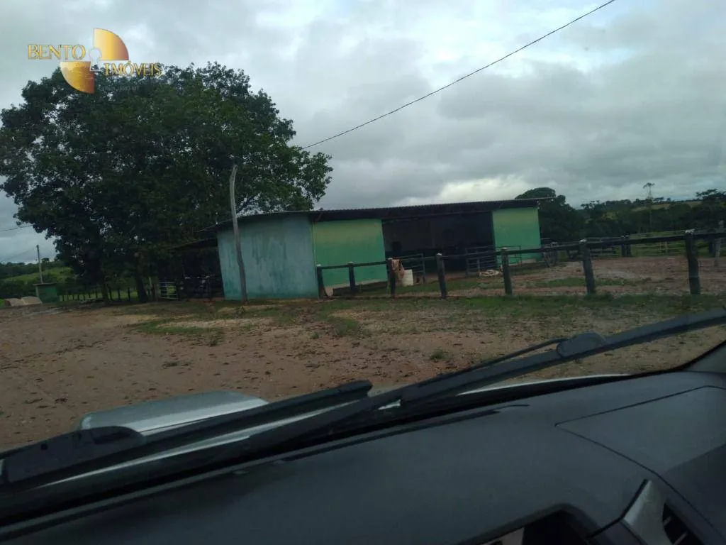 Fazenda à venda de 2.395 ha em Chupinguaia, RO, Brasil