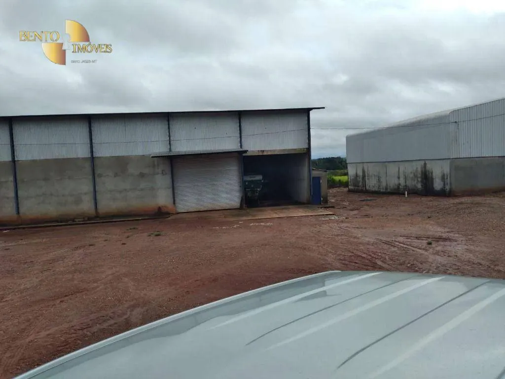 Fazenda à venda de 2.395 ha em Chupinguaia, RO, Brasil