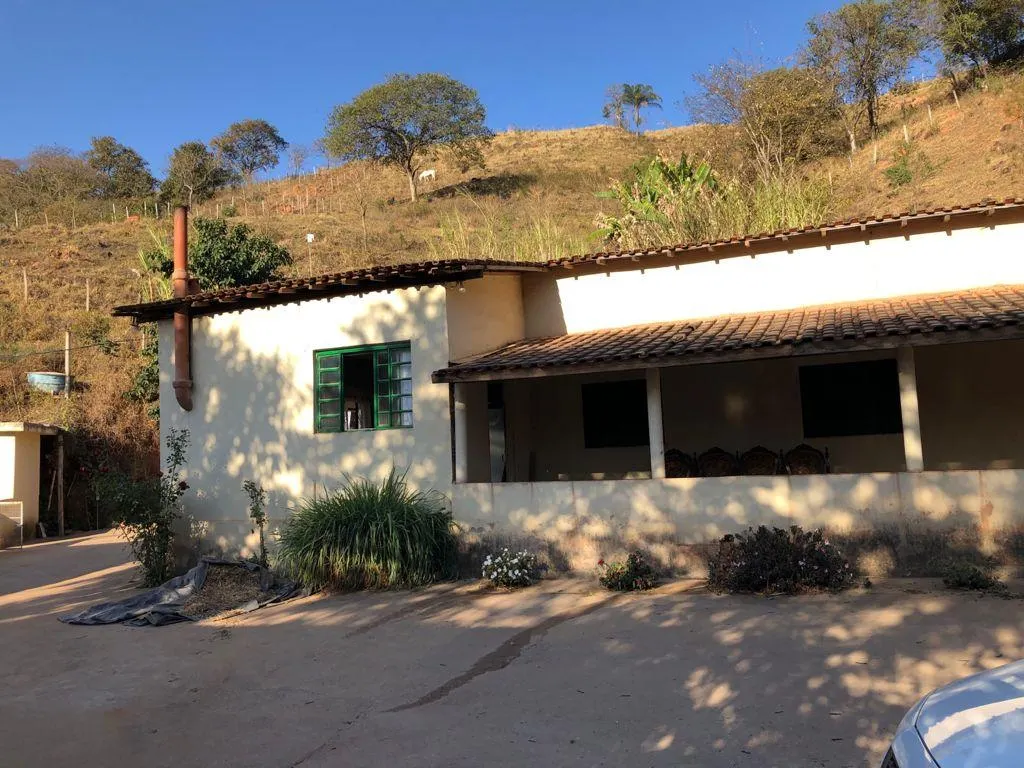 Small farm for sale of 8 acres in Pouso Alegre, MG, Brazil