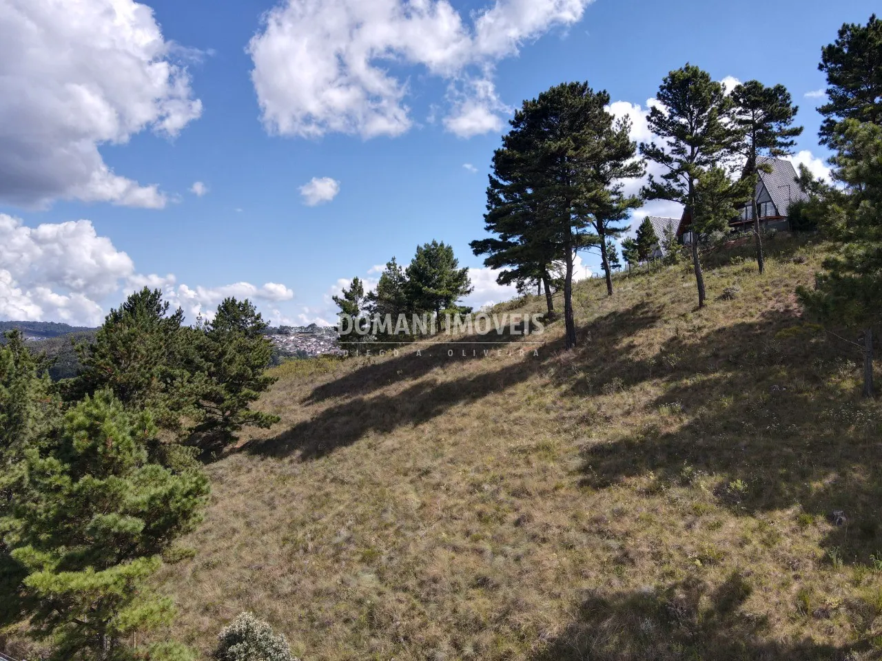 Terreno à venda de 1.600 m² em Campos do Jordão, SP, Brasil