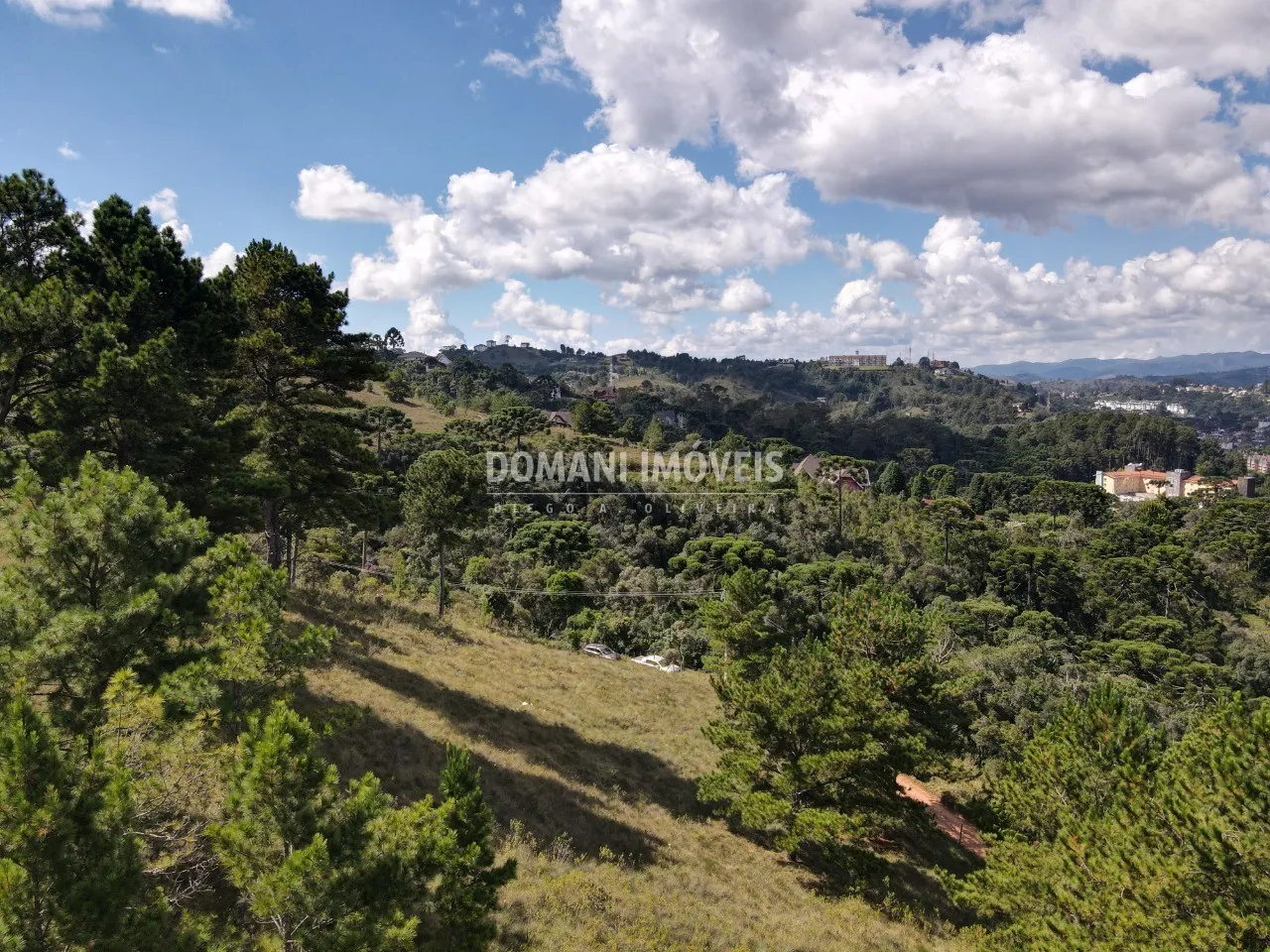 Terreno à venda de 1.600 m² em Campos do Jordão, SP, Brasil