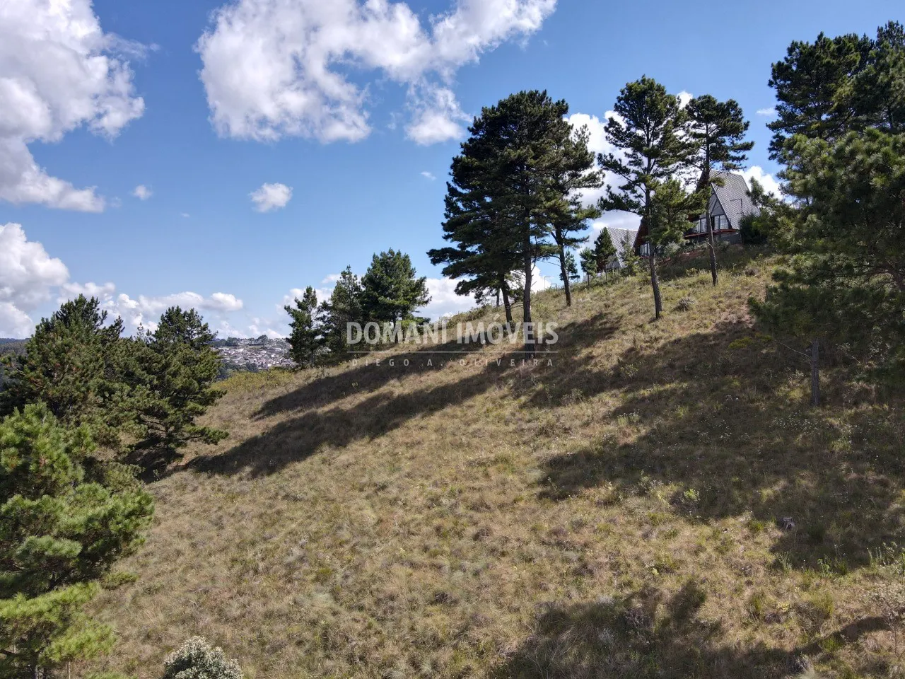 Terreno à venda de 1.600 m² em Campos do Jordão, SP, Brasil