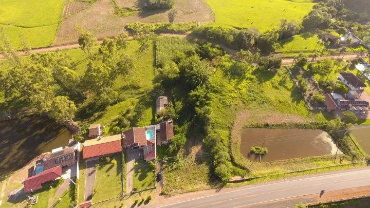 Chácara à venda de 3.600 m² em Rolante, RS, Brasil