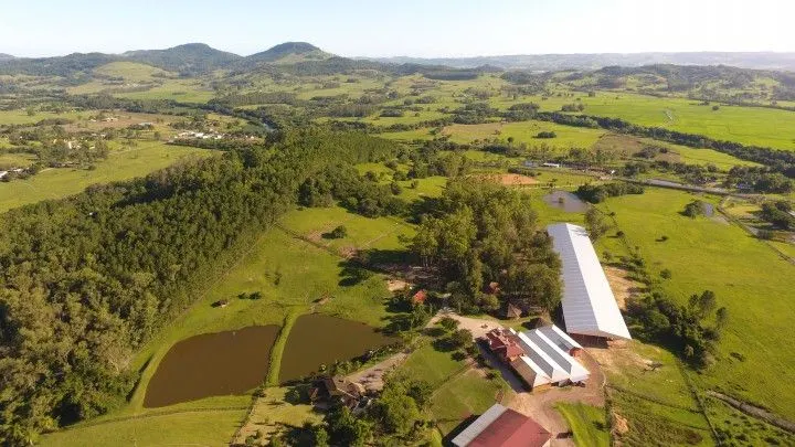 Chácara à venda de 3.600 m² em Rolante, RS, Brasil
