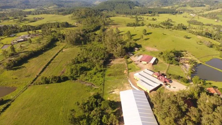 Chácara à venda de 3.600 m² em Rolante, RS, Brasil