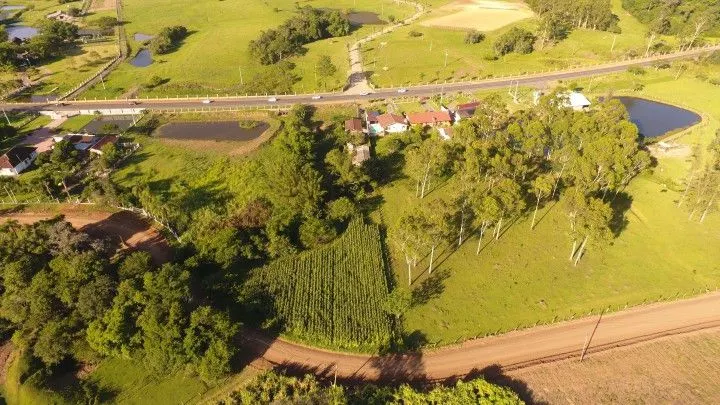 Chácara à venda de 3.600 m² em Rolante, RS, Brasil