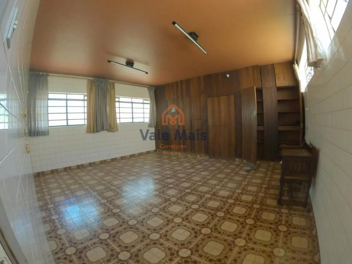 Small farm for sale of 9 acres in Cruzeiro, SP, Brazil