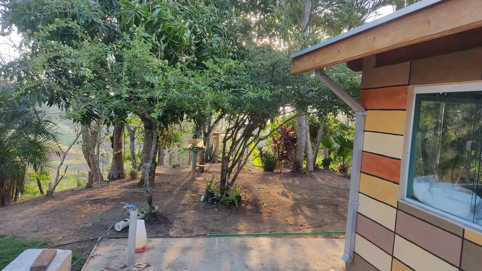 Small farm for sale of 8 acres in Jambeiro, SP, Brazil