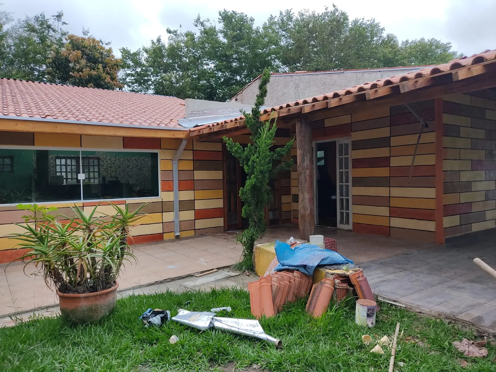 Small farm for sale of 8 acres in Jambeiro, SP, Brazil