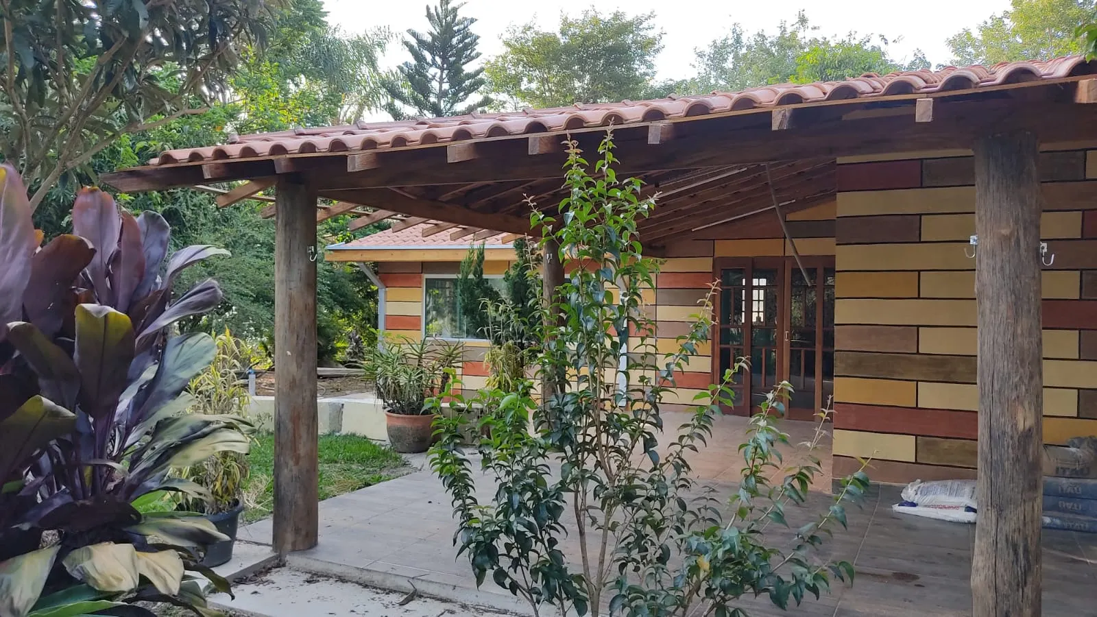 Small farm for sale of 8 acres in Jambeiro, SP, Brazil