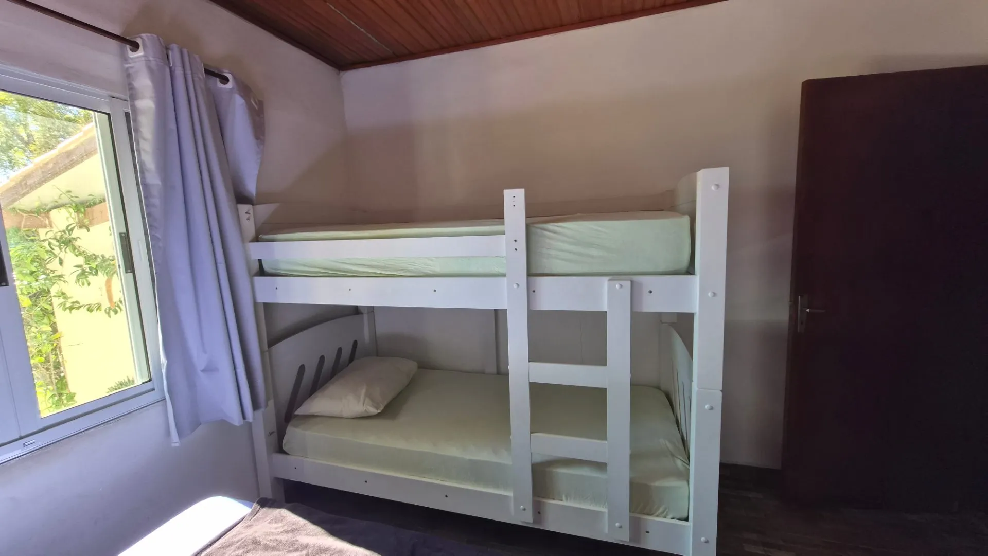 Country home for sale and to rent of 5 acres in Alumínio, SP, Brazil