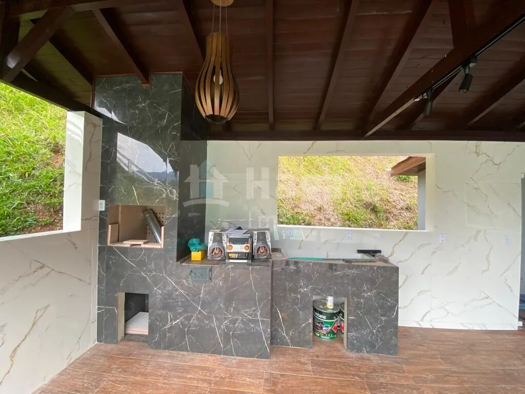 Fazenda à venda de 2.350 m² em Tijucas, SC, Brasil