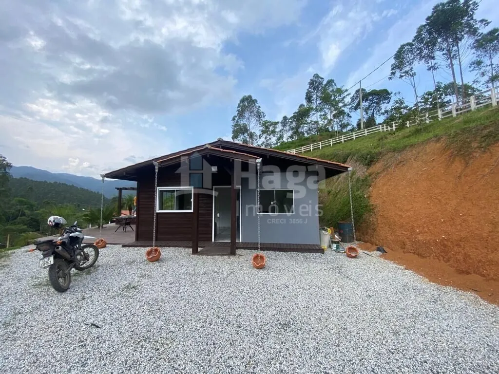 Fazenda à venda de 2.350 m² em Tijucas, SC, Brasil