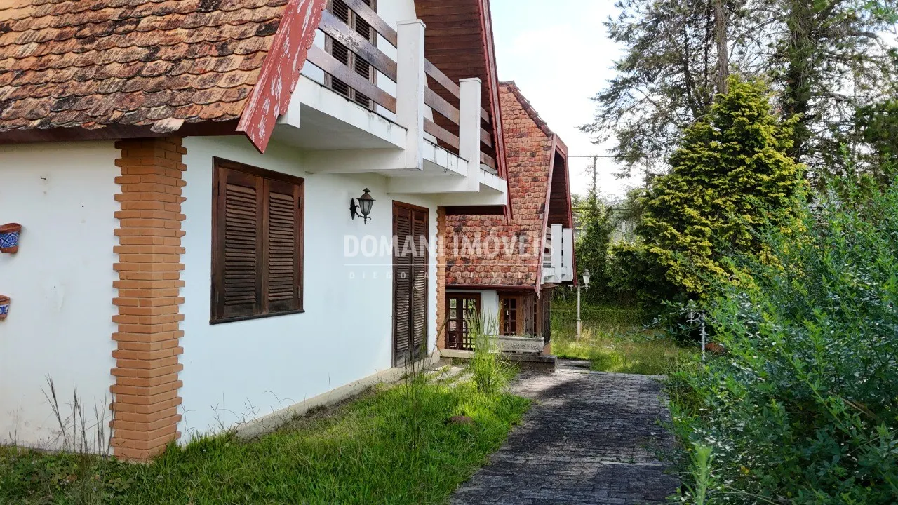 Casa à venda de 1.200 m² em Campos do Jordão, SP, Brasil
