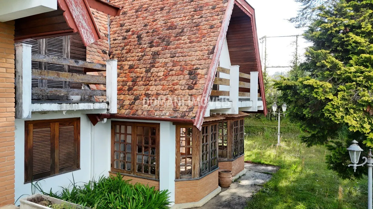 Casa à venda de 1.200 m² em Campos do Jordão, SP, Brasil