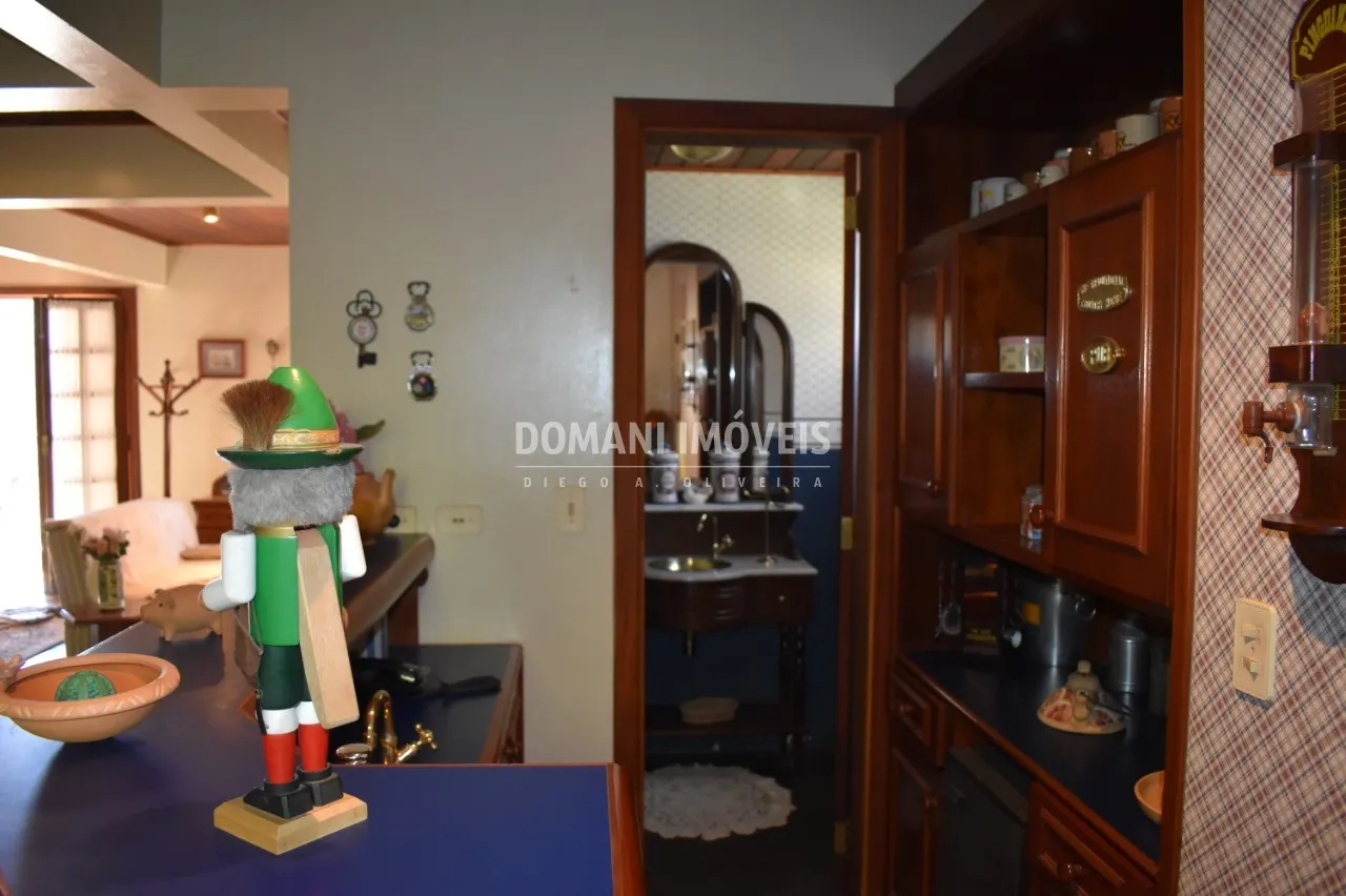 Casa à venda de 1.200 m² em Campos do Jordão, SP, Brasil