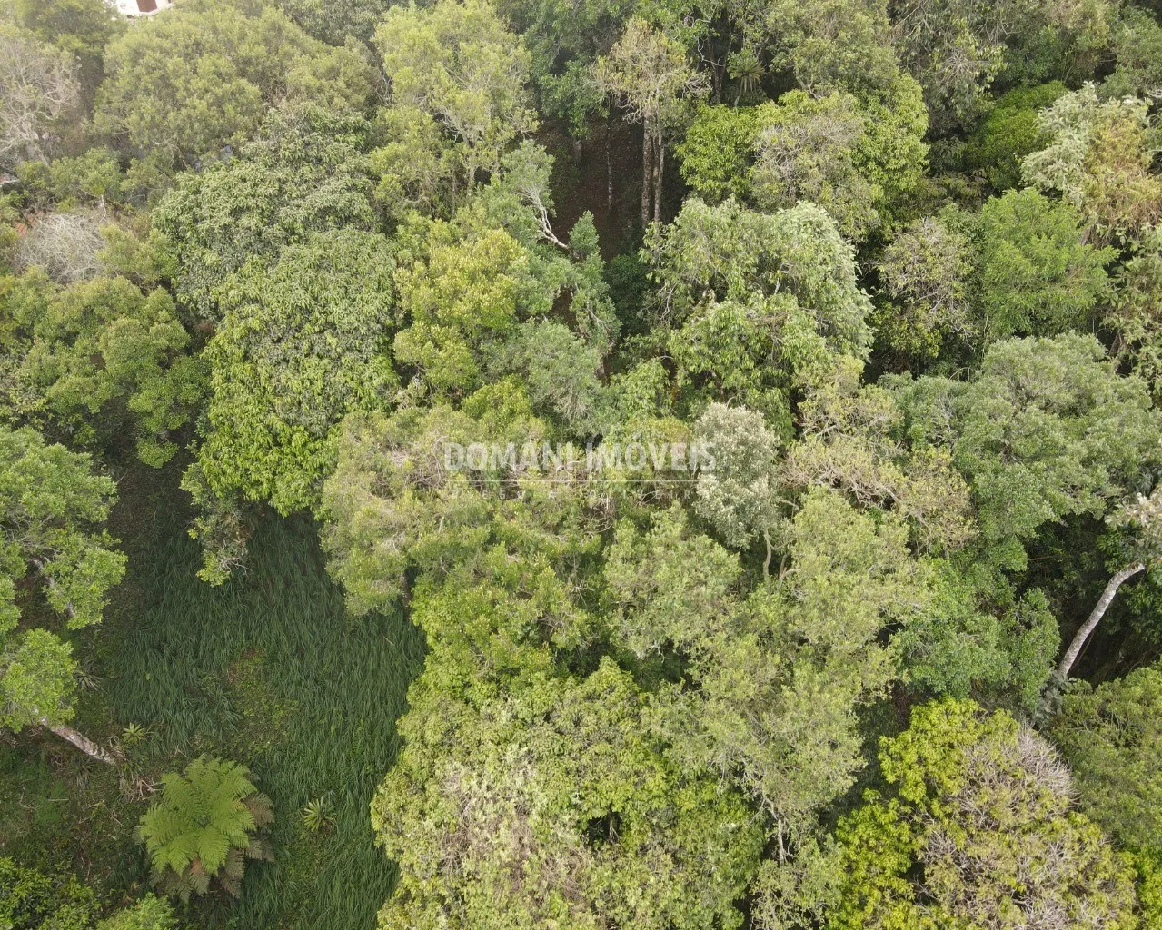 Terreno à venda de 2.370 m² em Campos do Jordão, SP, Brasil