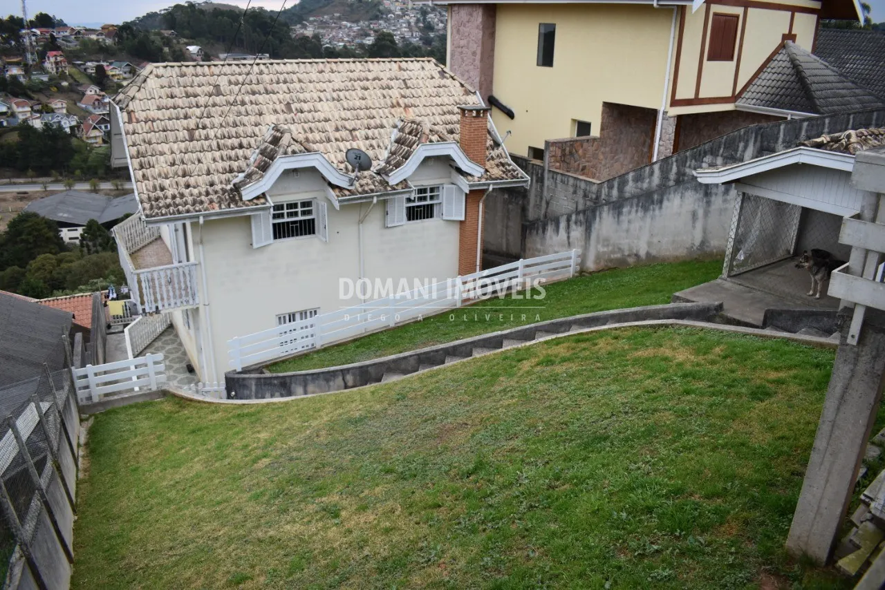 Casa à venda de 360 m² em Campos do Jordão, SP, Brasil