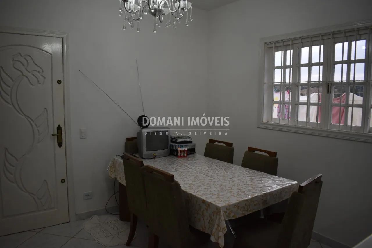 Casa à venda de 360 m² em Campos do Jordão, SP, Brasil