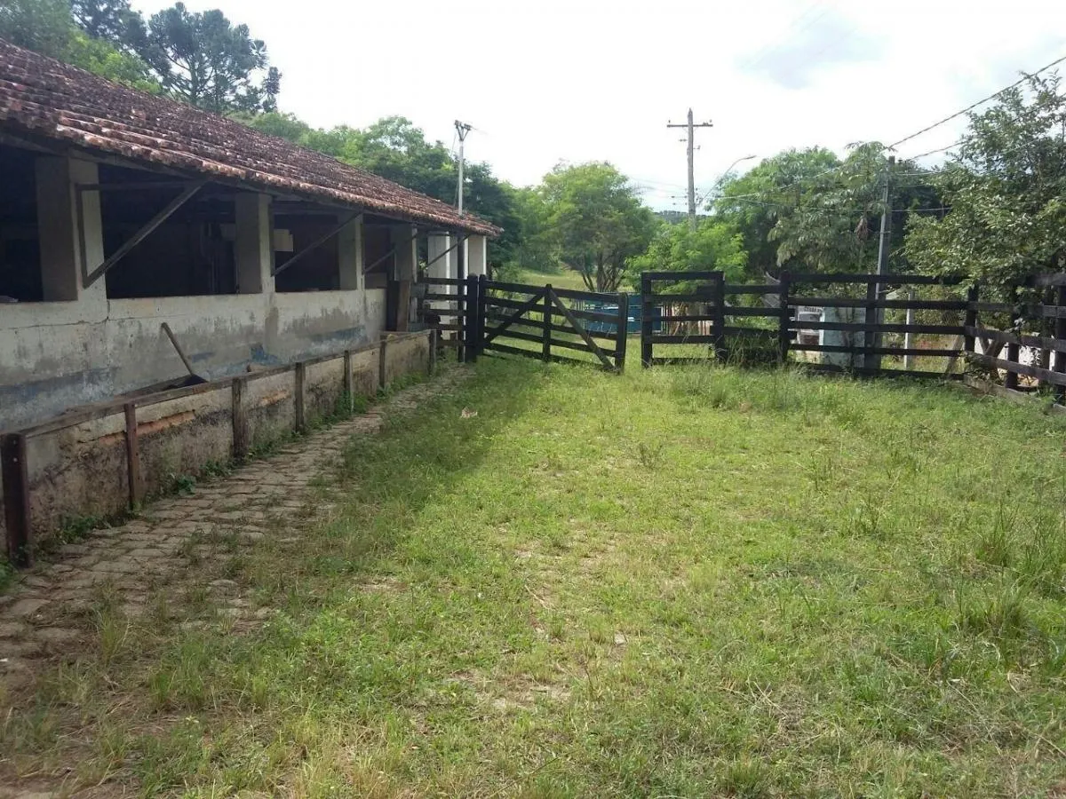 Fazenda à venda de 100 ha em Taubaté, SP, Brasil