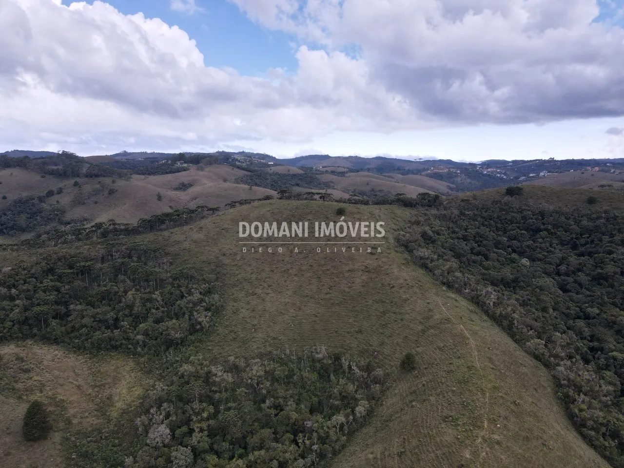 Terreno à venda de 12 ha em Campos do Jordão, SP, Brasil