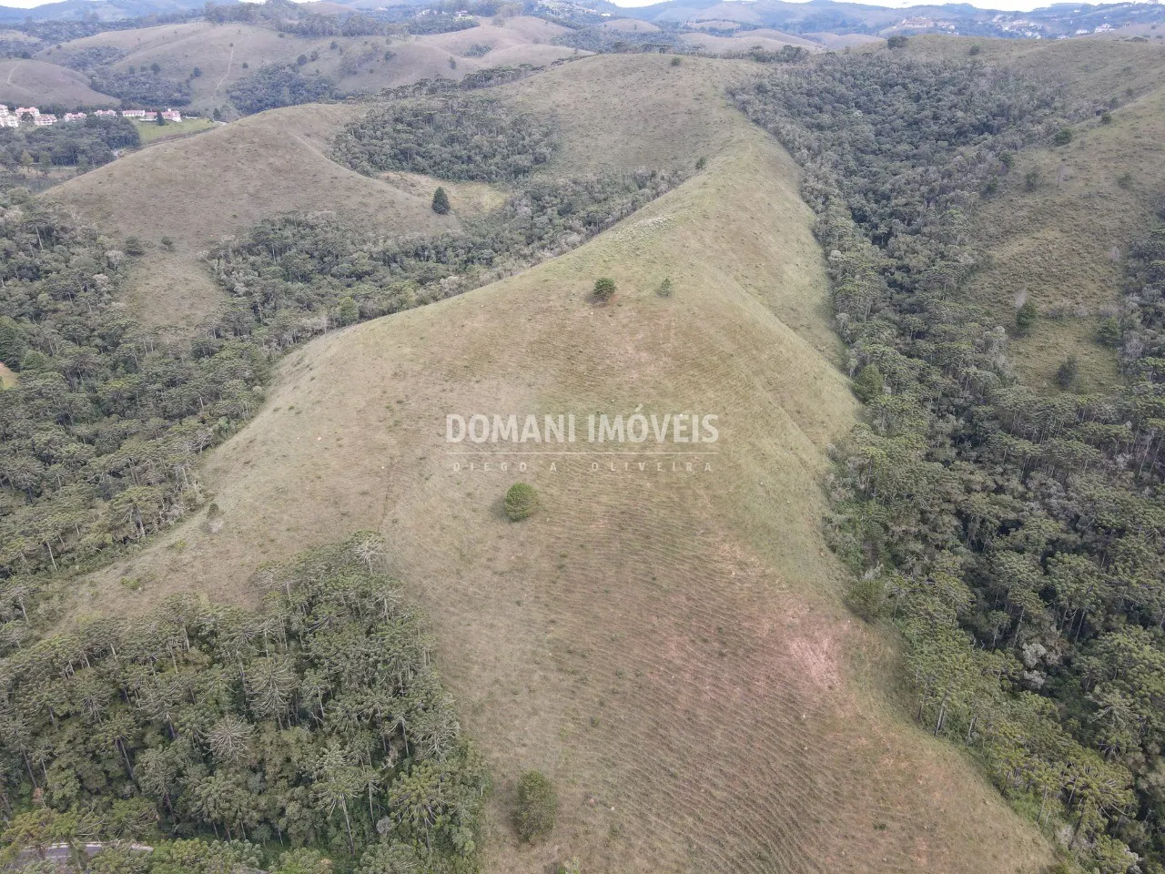 Terreno à venda de 12 ha em Campos do Jordão, SP, Brasil
