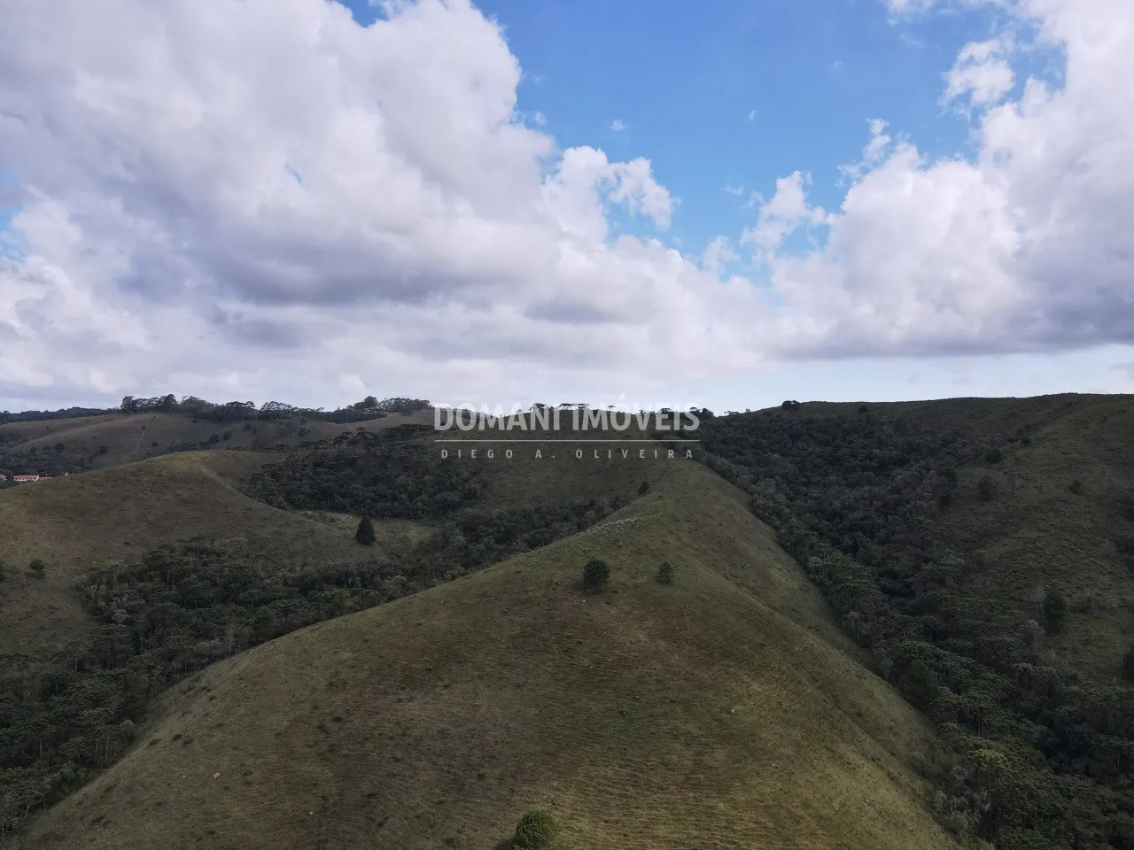 Terreno à venda de 12 ha em Campos do Jordão, SP, Brasil
