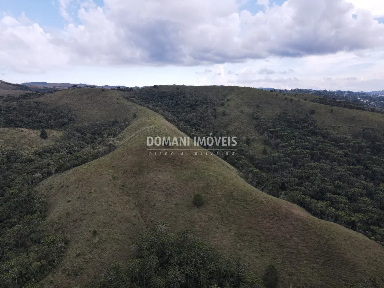 Terreno à venda de 12 ha em Campos do Jordão, SP, Brasil