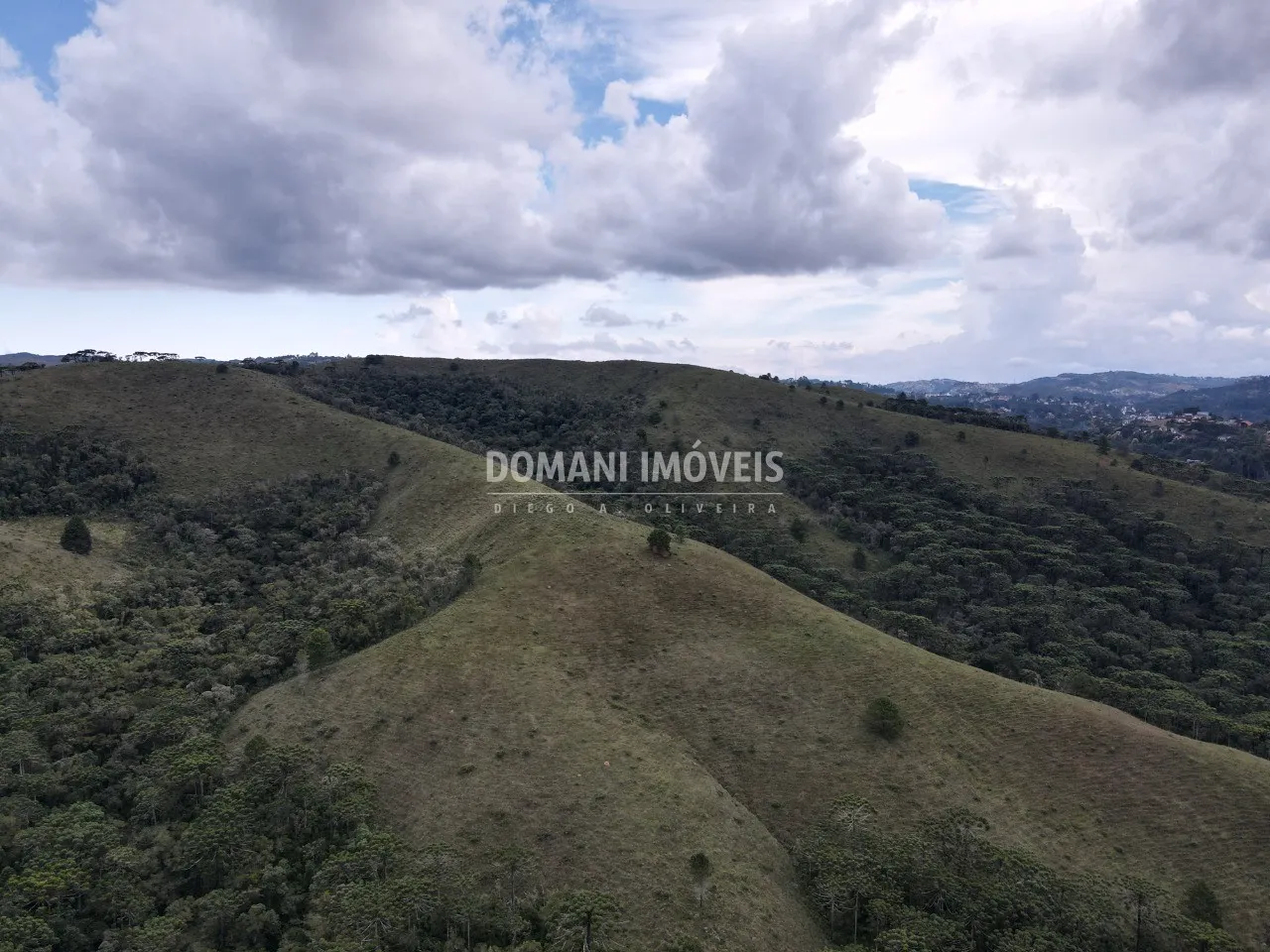 Terreno à venda de 12 ha em Campos do Jordão, SP, Brasil