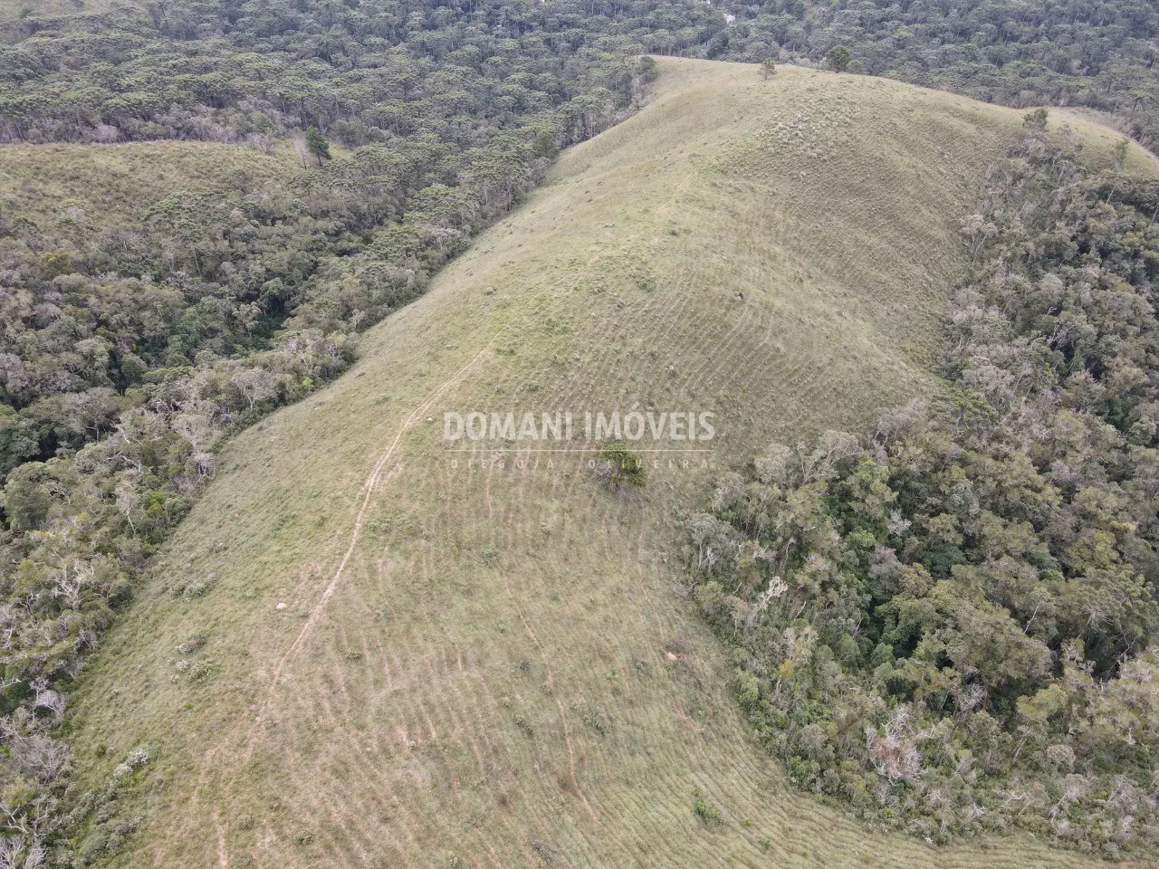 Terreno à venda de 12 ha em Campos do Jordão, SP, Brasil