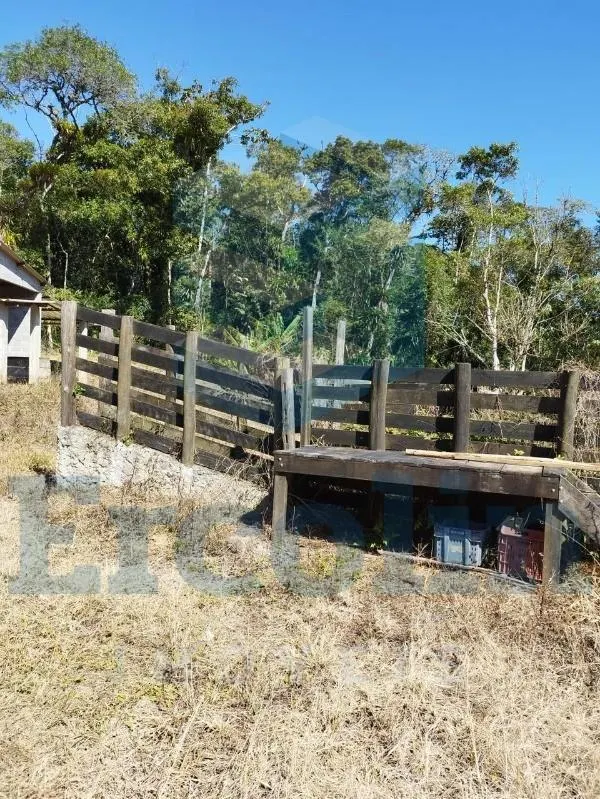 Sítio à venda de 25 ha em Tapiraí, SP, Brasil