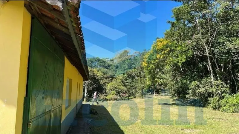 Sítio à venda de 25 ha em Tapiraí, SP, Brasil