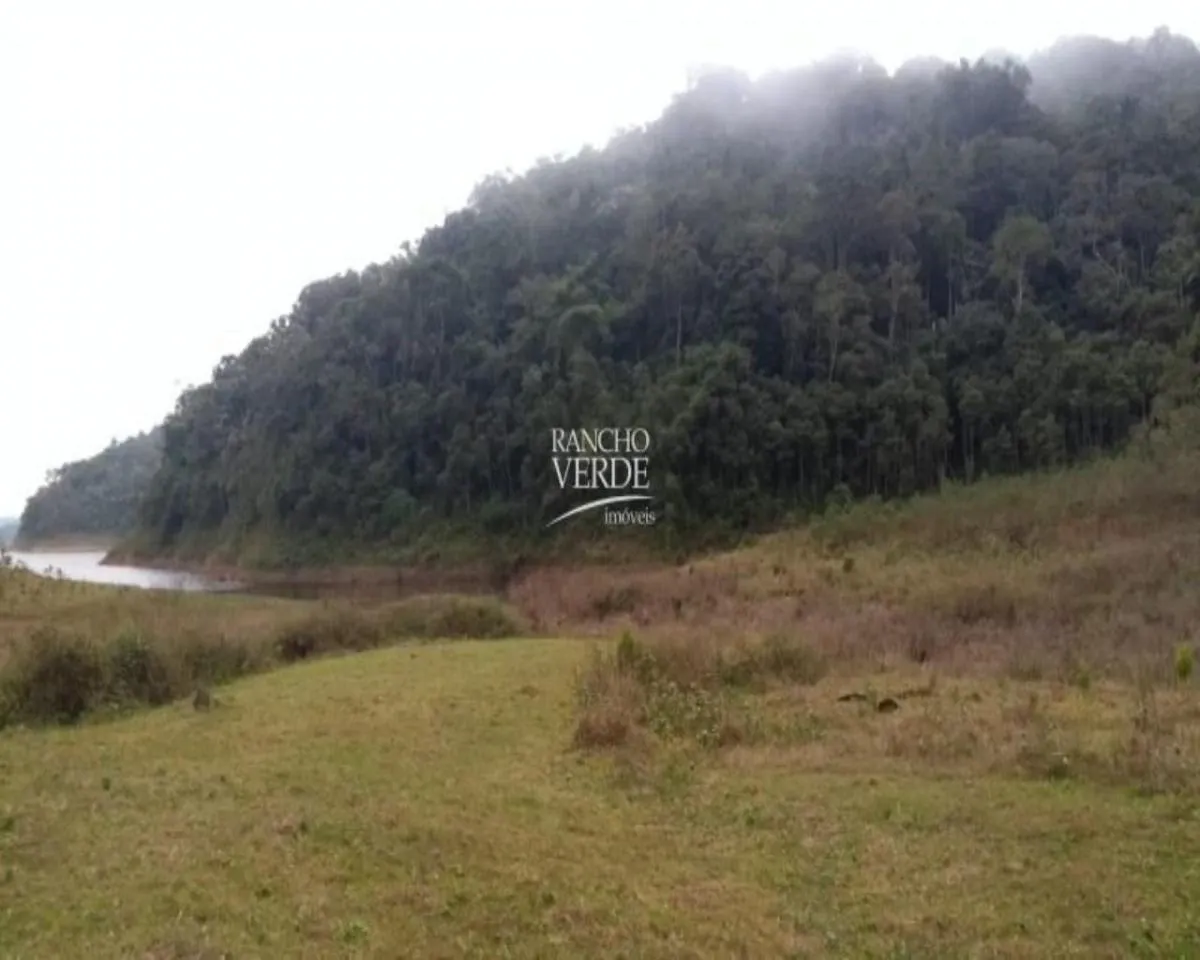 Fazenda à venda de 77 ha em Paraibuna, SP, Brasil