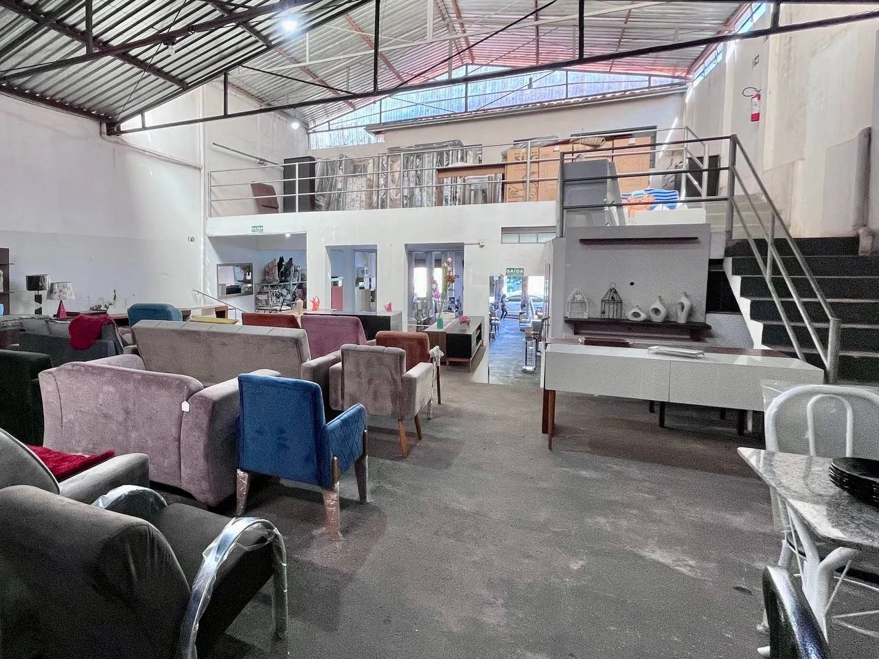 Comercial para Alugar de 385 m² em Piraju, SP, Brasil
