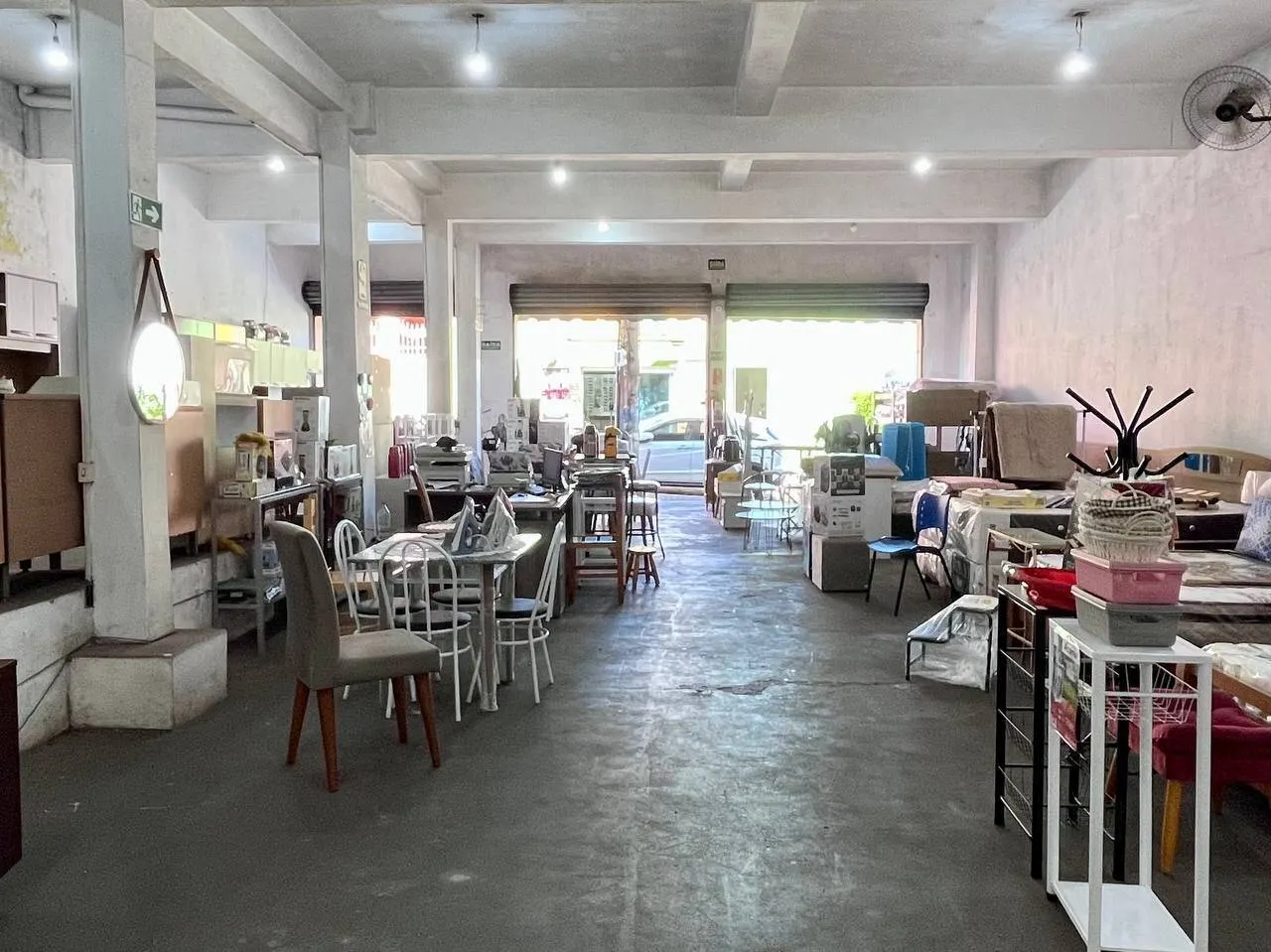 Comercial para Alugar de 385 m² em Piraju, SP, Brasil