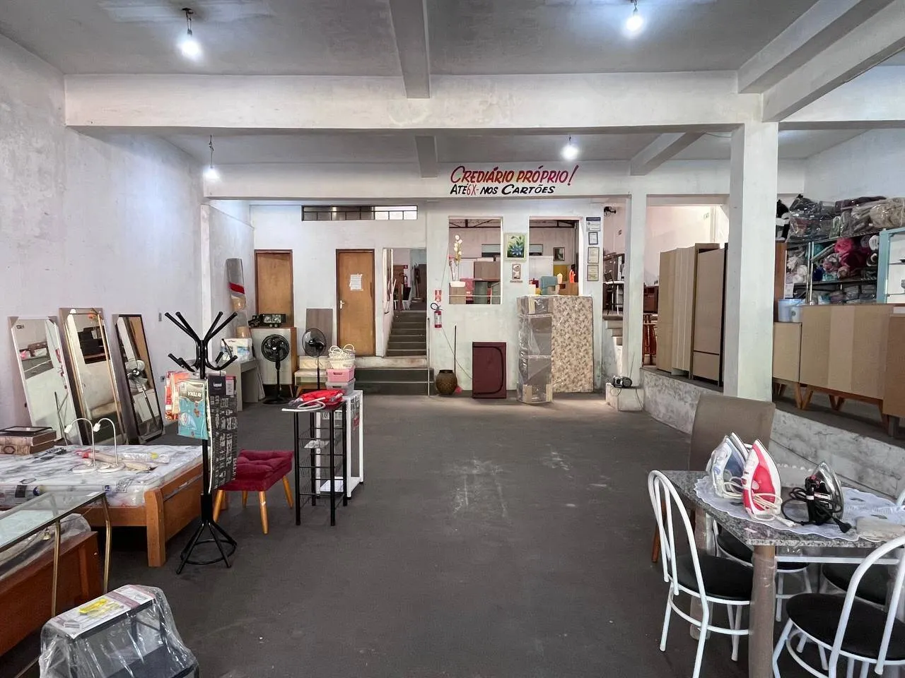 Comercial para Alugar de 385 m² em Piraju, SP, Brasil