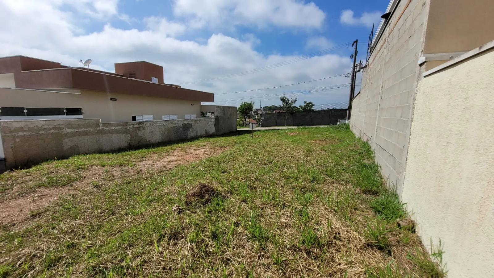 Terreno à venda de 280 m² em São José dos Campos, SP, Brasil