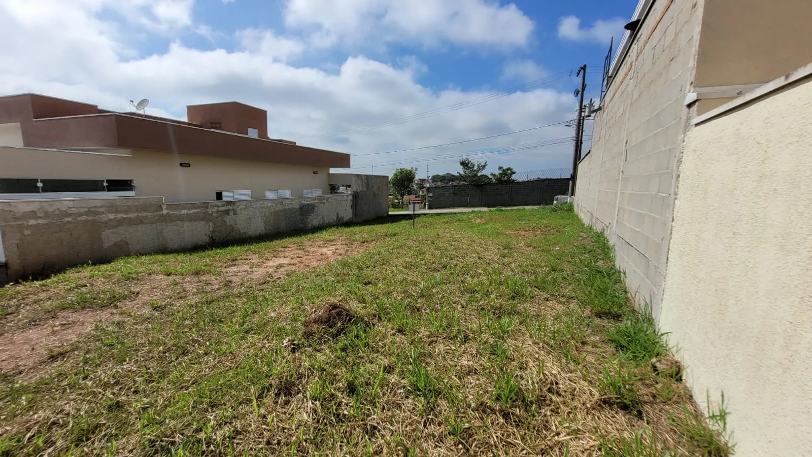 Terreno à venda de 280 m² em São José dos Campos, SP, Brasil