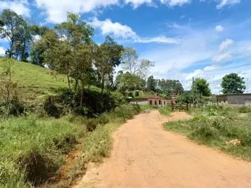 Sítio à venda de 25 ha em Santos Dumont, MG, Brasil