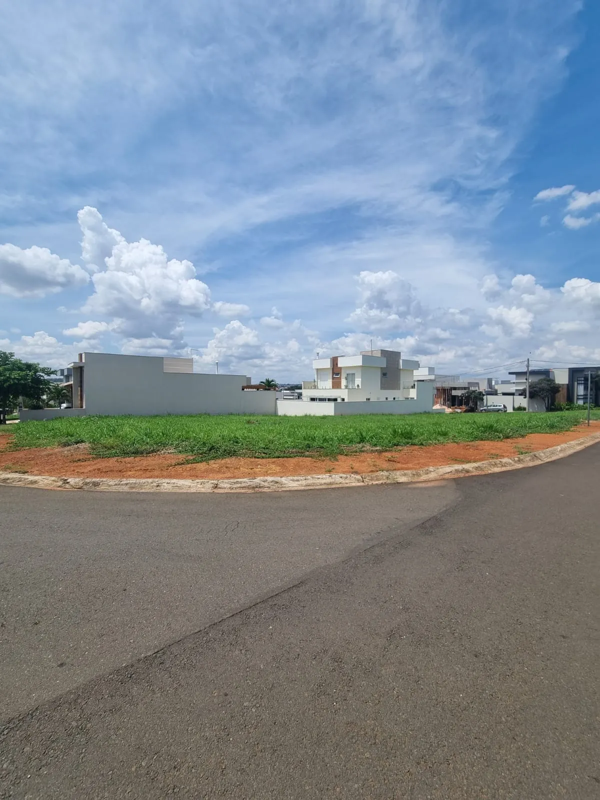 Terreno à venda de 310 m² em Hortolândia, SP, Brasil