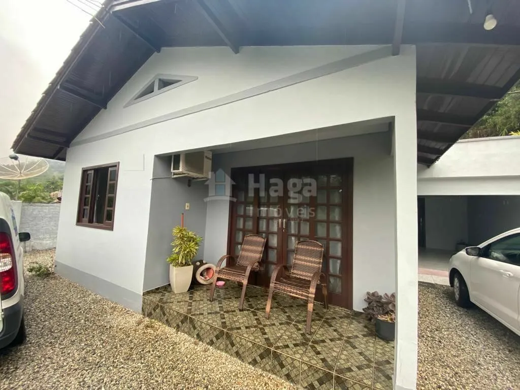 Casa à venda de 450 m² em Brusque, SC, Brasil