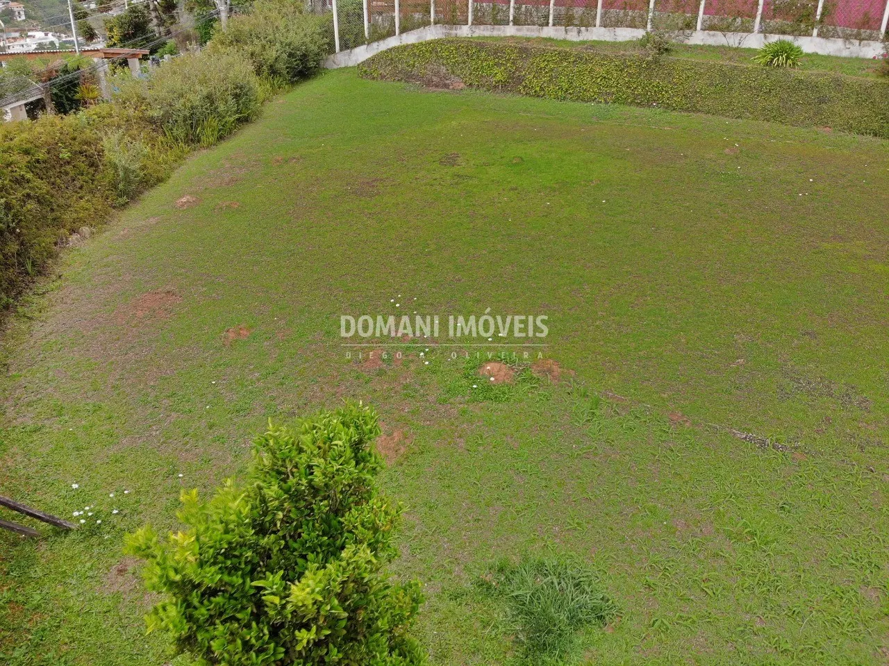 Terreno à venda de 550 m² em Campos do Jordão, SP, Brasil
