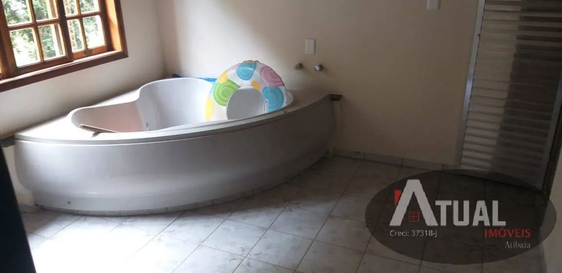 Casa à venda de 2.000 m² em Piracaia, SP, Brasil