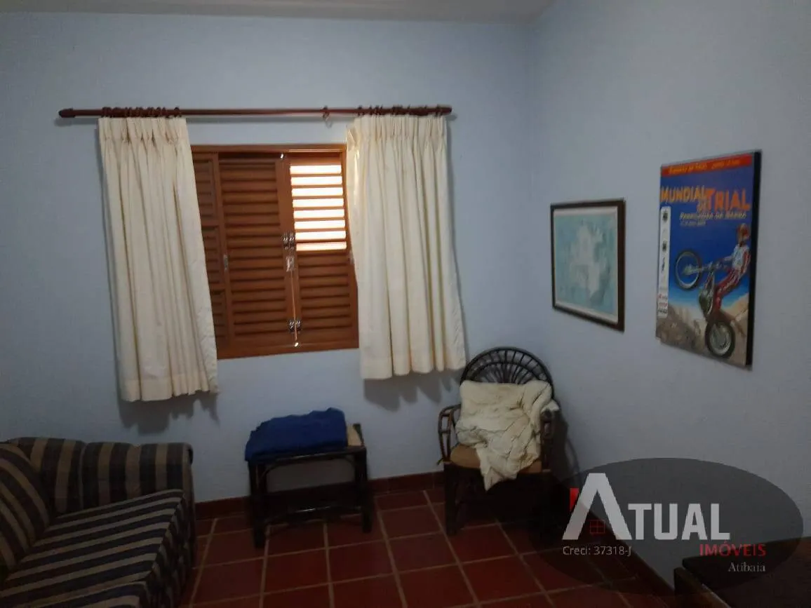 Casa à venda de 2.180 m² em Atibaia, SP, Brasil