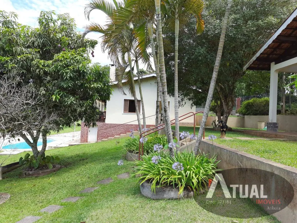 Casa à venda de 2.180 m² em Atibaia, SP, Brasil