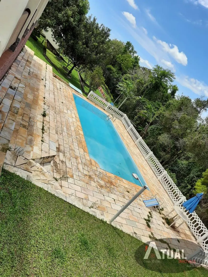 Casa à venda de 2.180 m² em Atibaia, SP, Brasil
