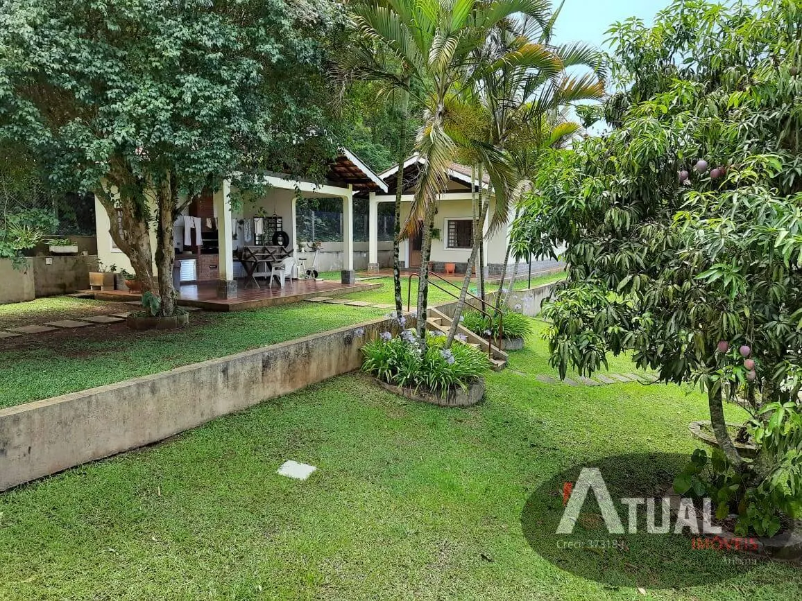 Casa à venda de 2.180 m² em Atibaia, SP, Brasil